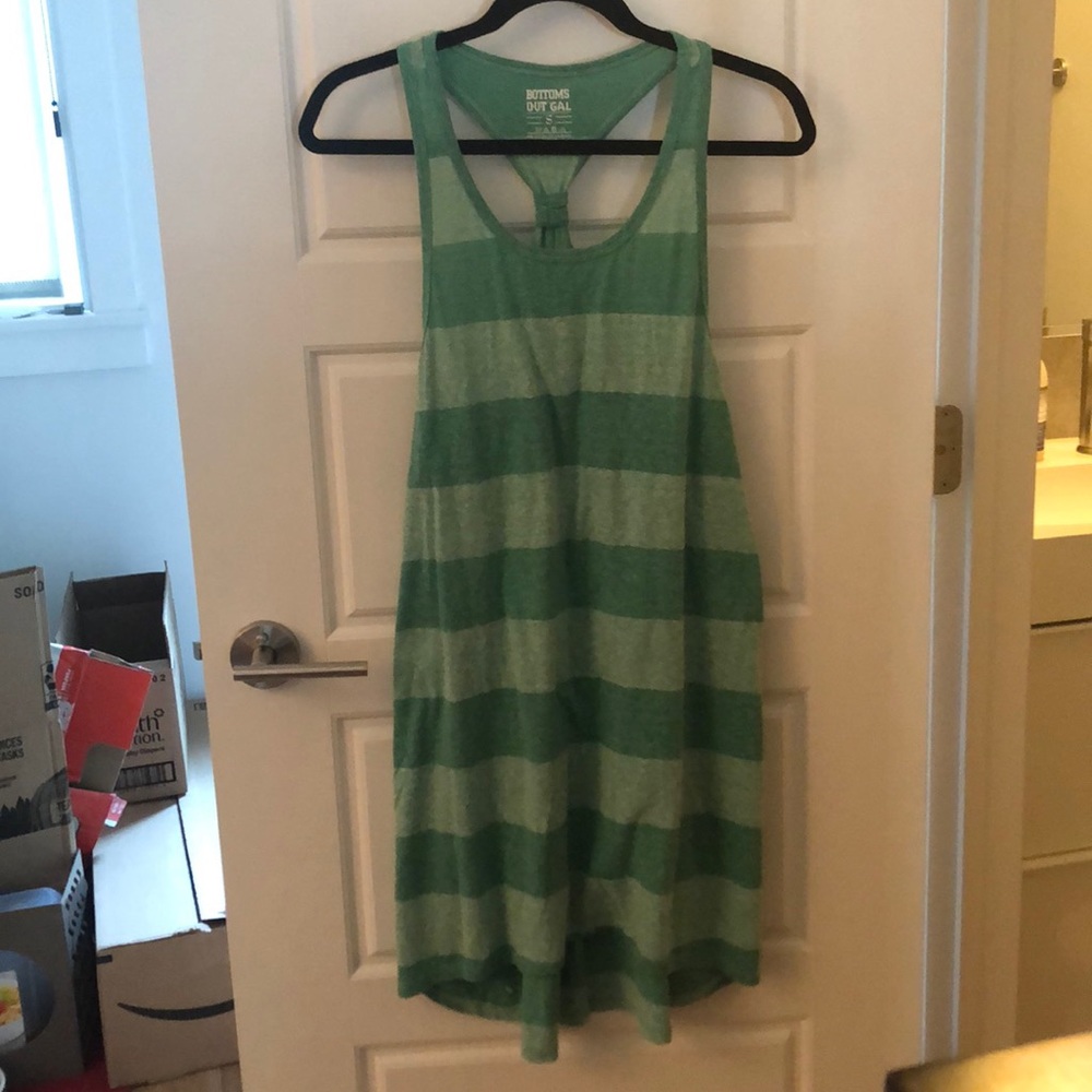 Bottom out gal dress